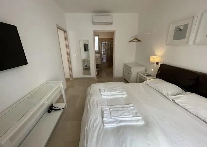 Barbacana Монополи